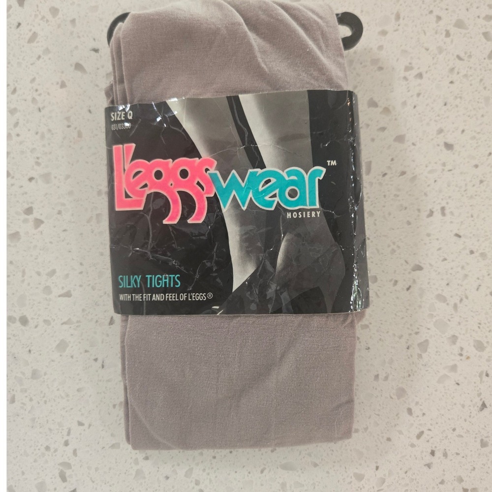 Leggs Wear Tights Womens SIze Q Silky Sandstone Brown Size Q Vintage 031/03300‎